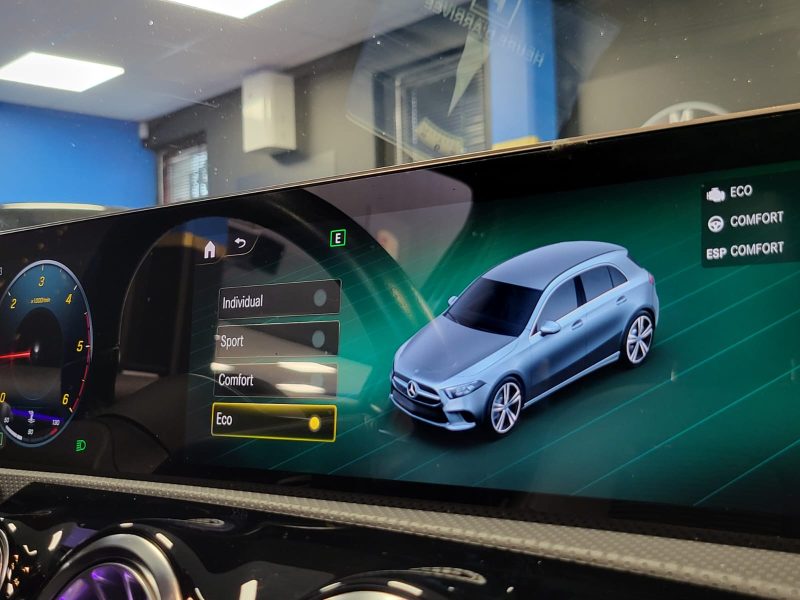 MERCEDES CLASSE A 2018 180d 116cv PROGRESSIVE LINE PACK PREMIUM PLUS / CAMERA DE RECUL 