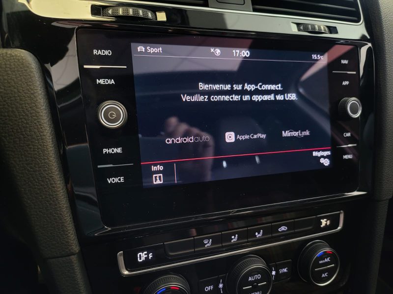 VOLKSWAGEN GOLF VII GTI PERFORMANCE 2.0 245cv DSG7 / APPLE CARPLAY  / CAMERA DE RECUL / TOIT OUVRANT