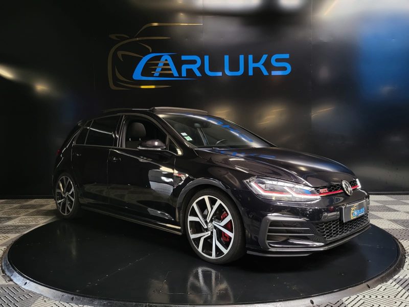 VOLKSWAGEN GOLF VII GTI PERFORMANCE 2.0 245cv DSG7 / APPLE CARPLAY  / CAMERA DE RECUL / TOIT OUVRANT