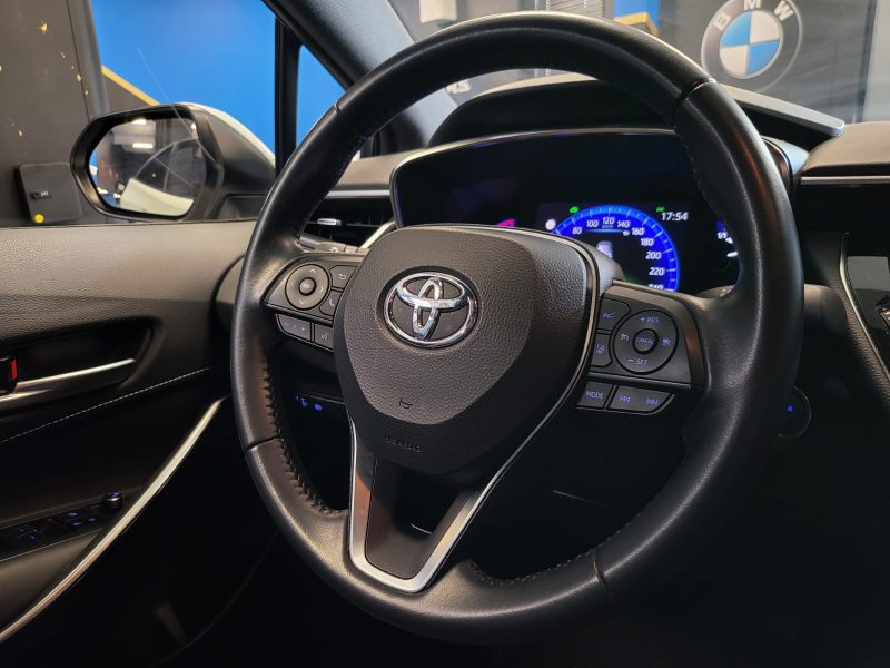 TOYOTA COROLLA  1.8 Hybrid 122cv DESIGN 1ère MAIN / SUIVI COMPLET TOYOTA