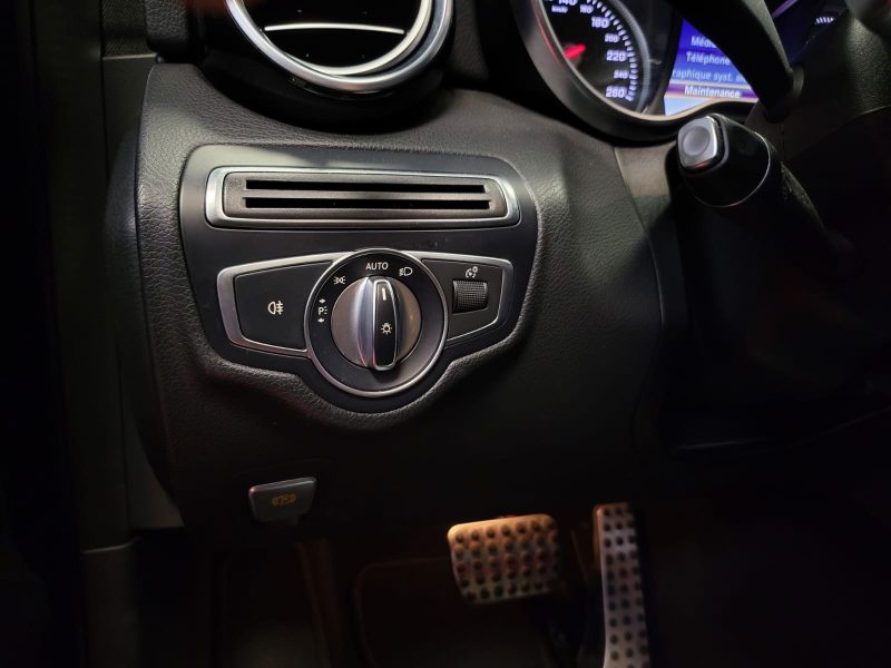 MERCEDES CLASSE C 200 d 136cv SPORTLINE AMG LINE TOIT OUVRANT SUIVI COMPLET MERCEDES / TOIT OUVRANT