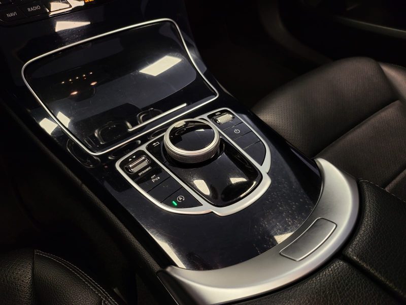 MERCEDES CLASSE C 200 d 136cv SPORTLINE AMG LINE TOIT OUVRANT SUIVI COMPLET MERCEDES / TOIT OUVRANT