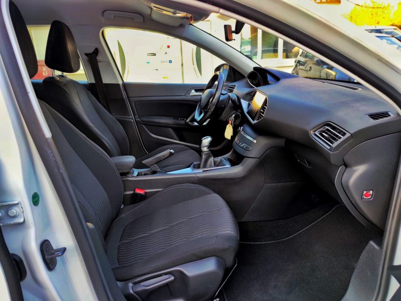 PEUGEOT 308 II 2016