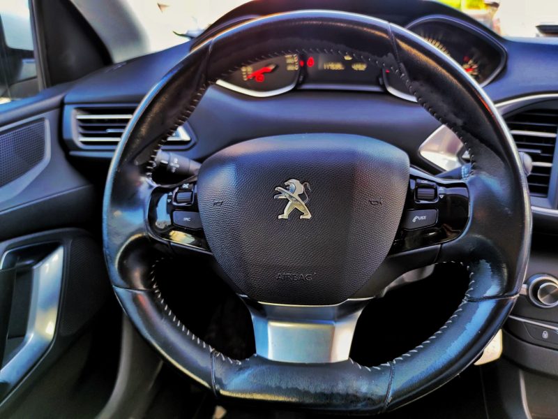 PEUGEOT 308 II 2016