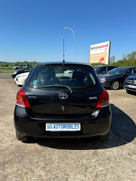 TOYOTA YARIS 2009