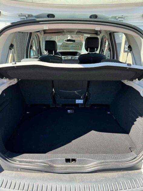 RENAULT SCENIC III 2013