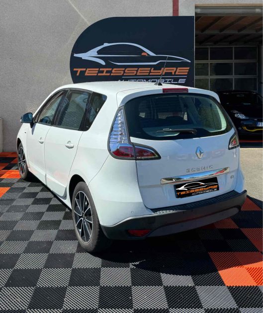 RENAULT SCENIC III 2013