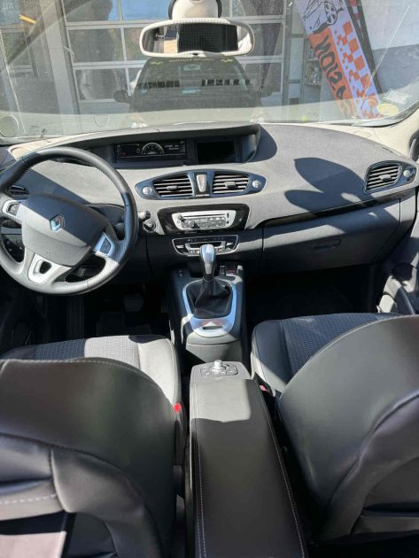 RENAULT SCENIC III 2013