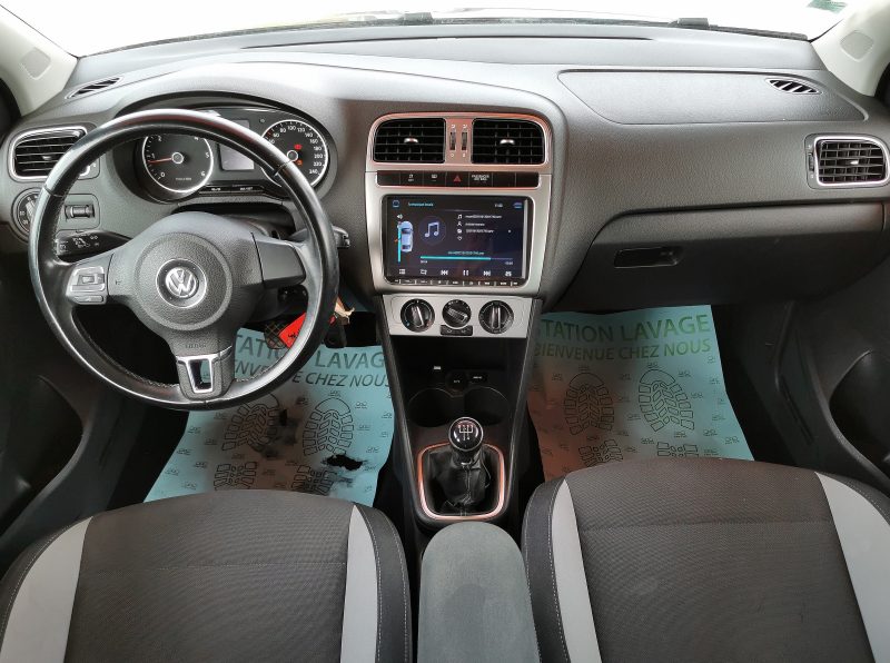 VOLKSWAGEN POLO V 2013