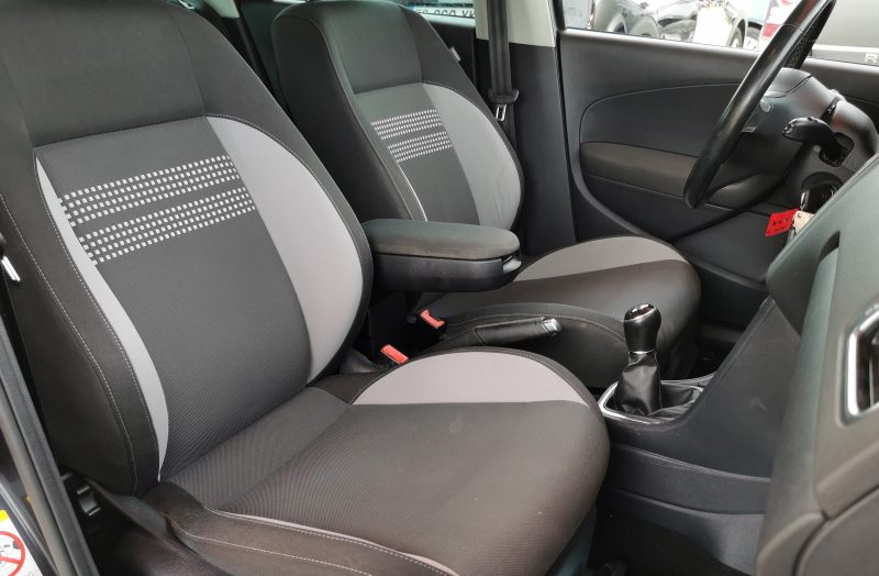 VOLKSWAGEN POLO V 2013