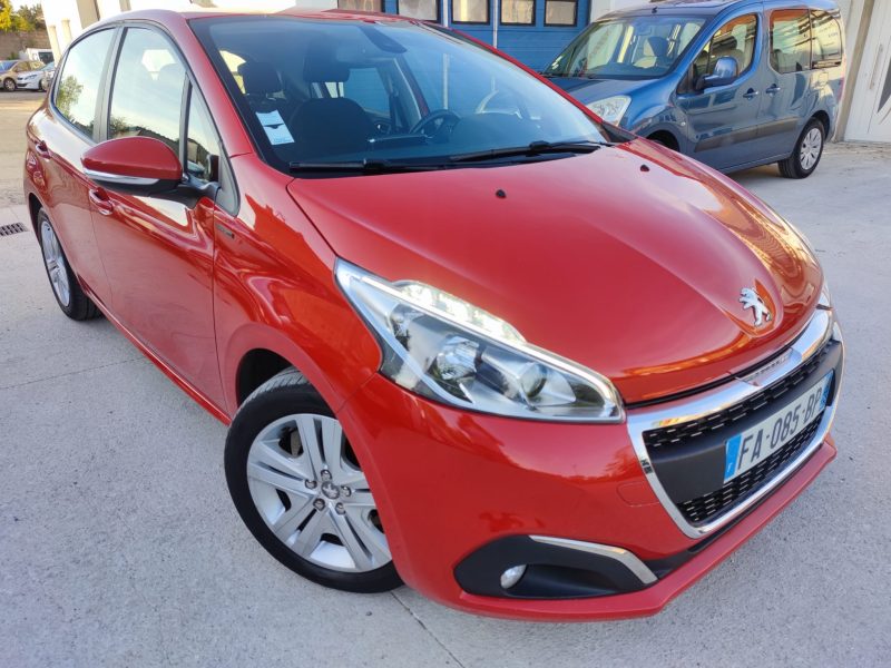 PEUGEOT 208  2018