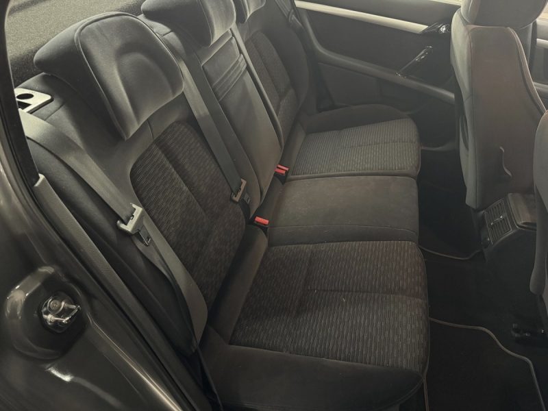 PEUGEOT 407 PHASE 2 1.6 HDI 110 Cv GPS BLUETOOTH - GARANTIE 1 AN