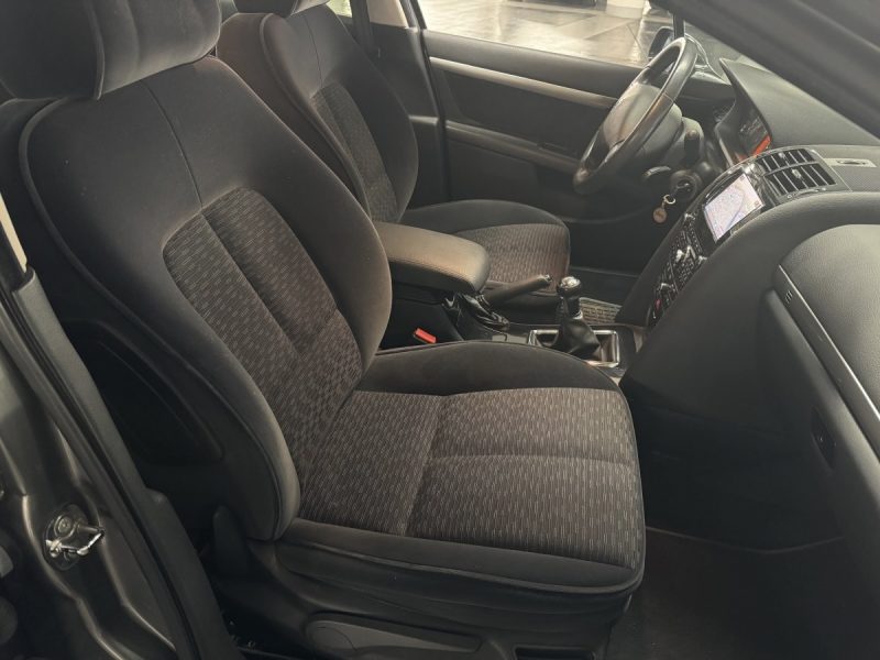 PEUGEOT 407 PHASE 2 1.6 HDI 110 Cv GPS BLUETOOTH - GARANTIE 1 AN