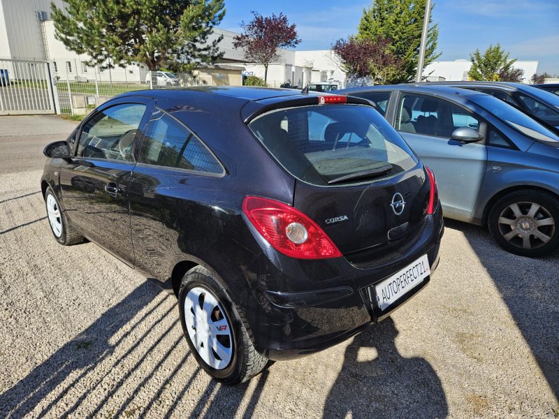 OPEL CORSA D 2009