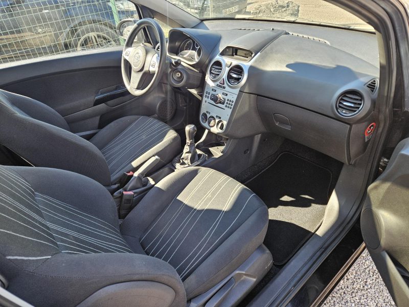 OPEL CORSA D 2009