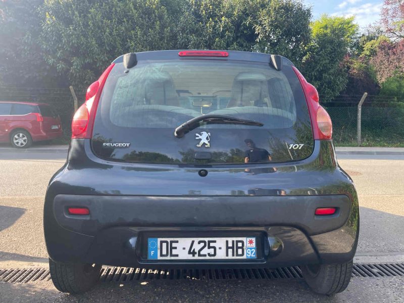 PEUGEOT 107 1.0i 68CV