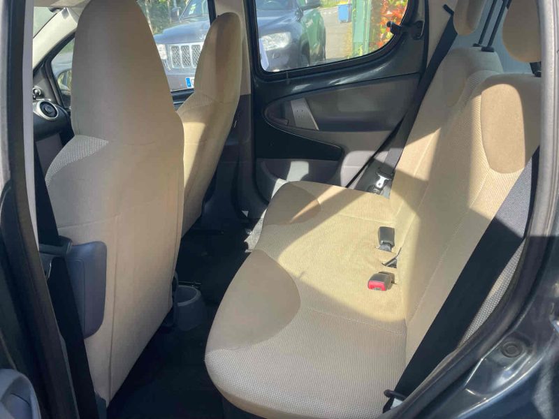 PEUGEOT 107 1.0i 68CV