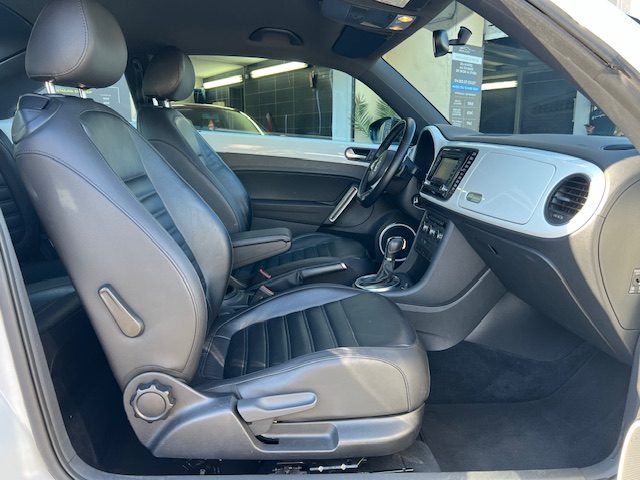 Volkswagen New Beetle II Turbo 200cv AUTOMATIQUE