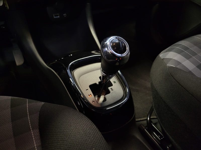 PEUGEOT 108 1.0 VTi EG5 72cv ALLURE / SUIVI COMPLET PEUGEOT / CAMERA / CARPLAY / CLIM