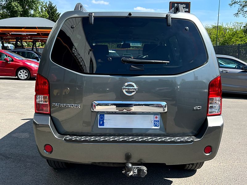 NISSAN PATHFINDER III 4WD 2.5 DCI 174 BOITE AUTO 7 PLACES ATTELAGE EXCELLENT ETAT - Garantie 12 Mois