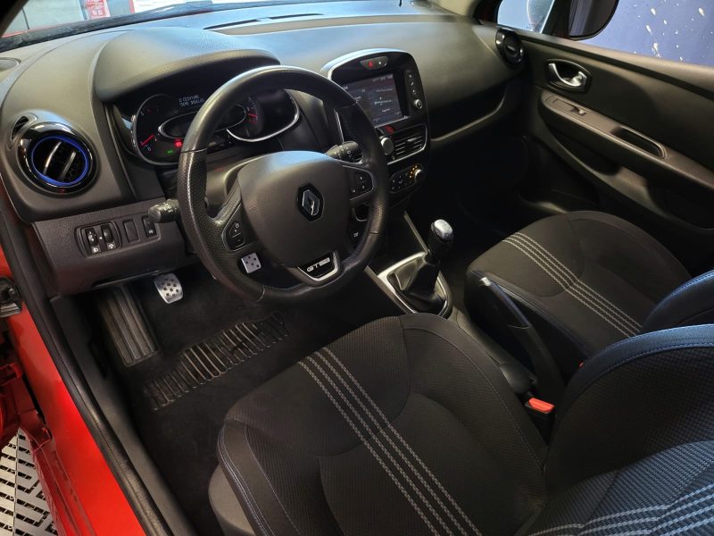 RENAULT CLIO IV 0.9 TCE 90cv BVM5 GT LINE / CAMERA / KEYLESS / PARK ASSIST / PROJECTEUR LED