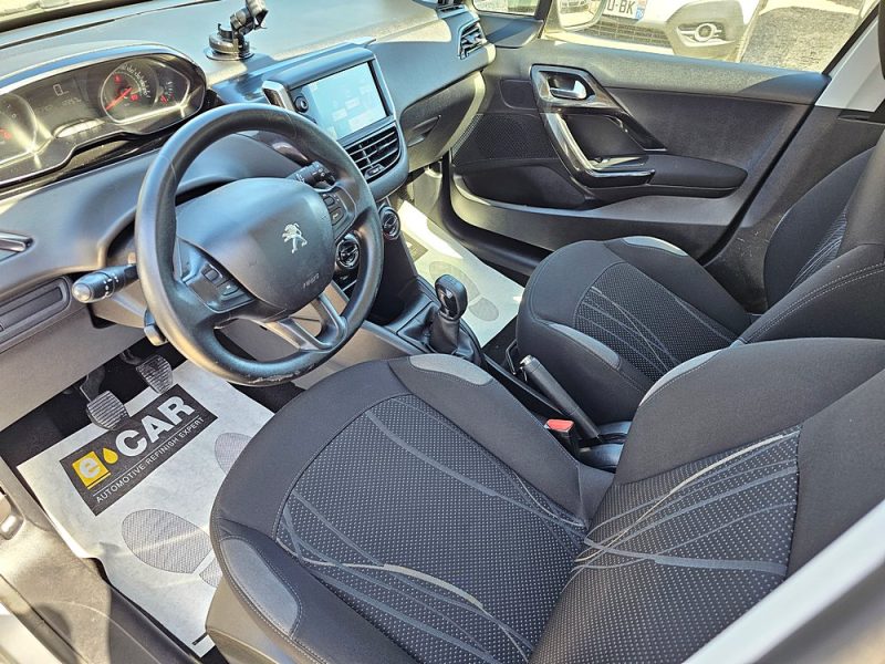 PEUGEOT 208 1.4 HDI 70 CH ACTIVE CLIM 5 PORTES 