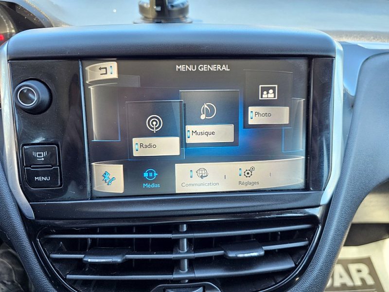 PEUGEOT 208 1.4 HDI 70 CH ACTIVE CLIM 5 PORTES 