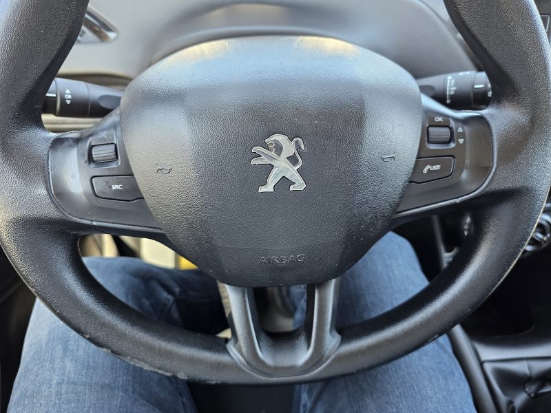 PEUGEOT 208 1.4 HDI 70 CH ACTIVE CLIM 5 PORTES 