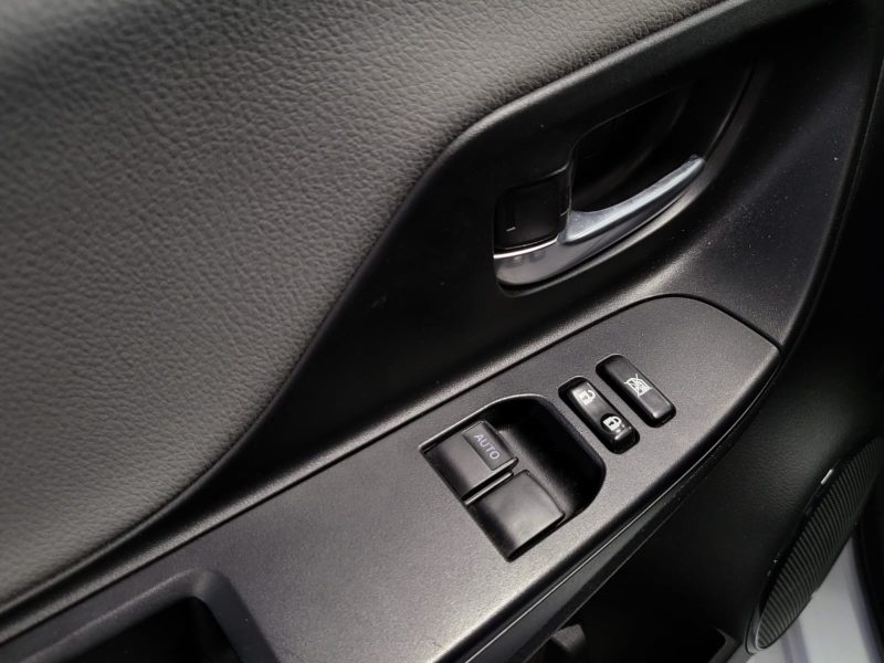 TOYOTA YARIS 1.5 VVTI BVM5 110cv FRANCE / PREMIERE MAIN / SUIVI TOYOTA