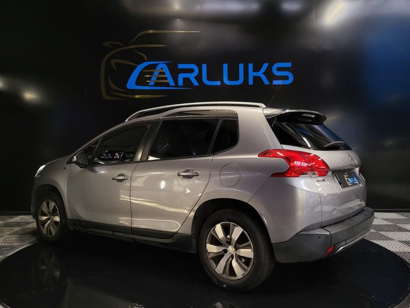 PEUGEOT 2008 1.2 PURE TECH 82cv STYLE / AIDE PARKING ARRIERE / BLUETOOTH / GPS