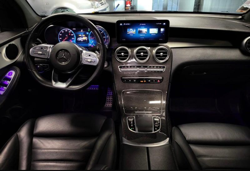 MERCEDES GLC COUPE COUPE 220d 4MATIC 9G-TRONIC 194cv AMG LINE TOIT OUVRANT / CARPLAY / COCKPIT