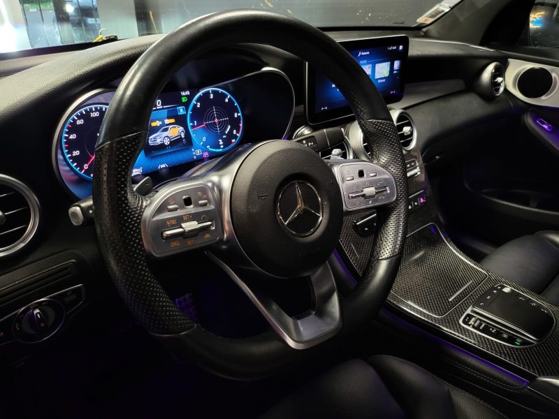 MERCEDES GLC COUPE COUPE 220d 4MATIC 9G-TRONIC 194cv AMG LINE TOIT OUVRANT / CARPLAY / COCKPIT