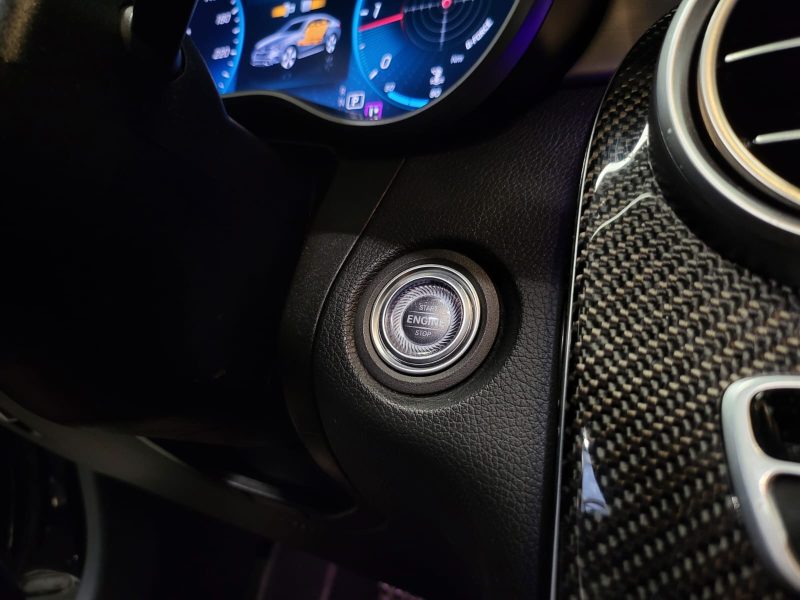 MERCEDES GLC COUPE COUPE 220d 4MATIC 9G-TRONIC 194cv AMG LINE TOIT OUVRANT / CARPLAY / COCKPIT