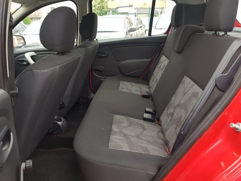 DACIA SANDERO 1.2i 75CV AMBIANCE