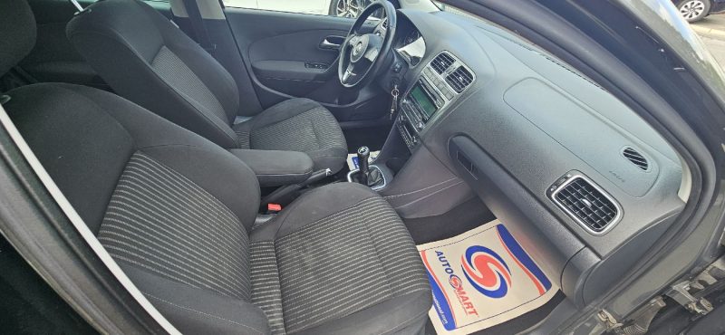 VOLKSWAGEN POLO V 