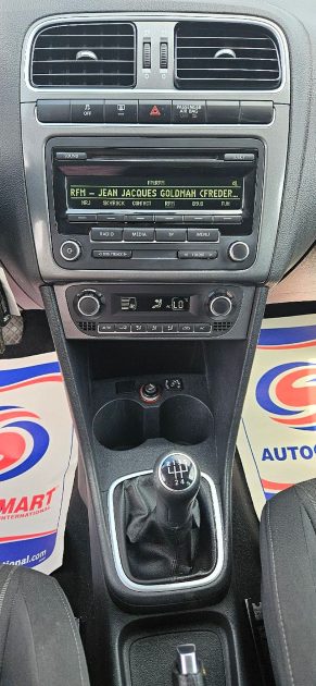 VOLKSWAGEN POLO V 