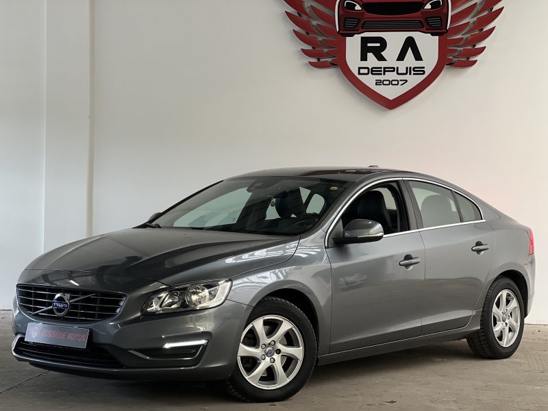 VOLVO S60 D2 120CH SUMMUM