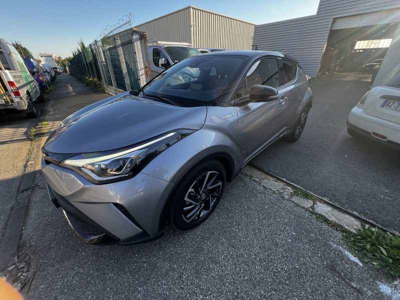 TOYOTA C-HR Hybride Graphic Pack Premium MY20