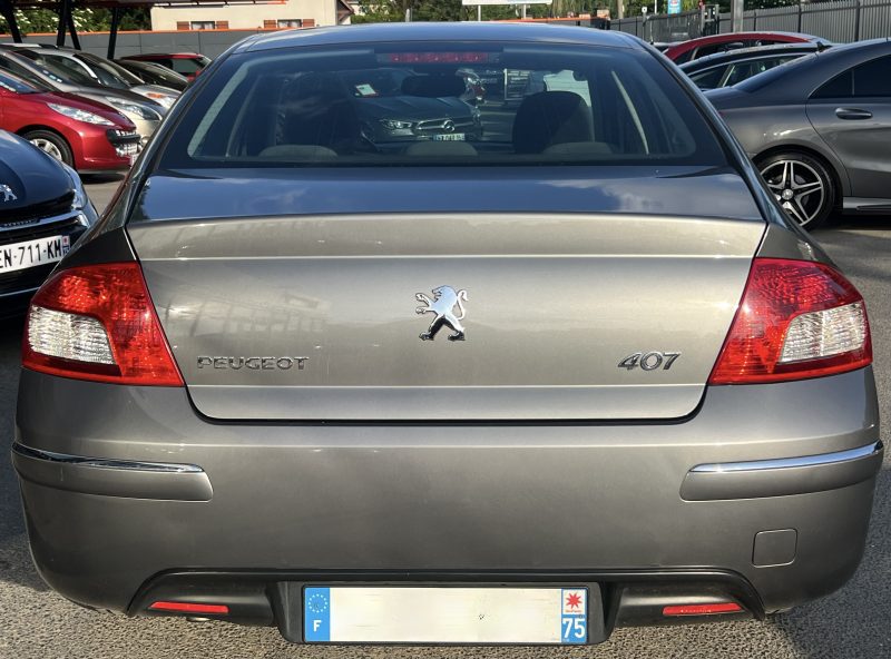 PEUGEOT 407 PHASE 2 1.6 HDI 110 Cv GPS BLUETOOTH REGULATEUR & LIMITEUR / 99 900 Kms - GARANTIE 1 AN