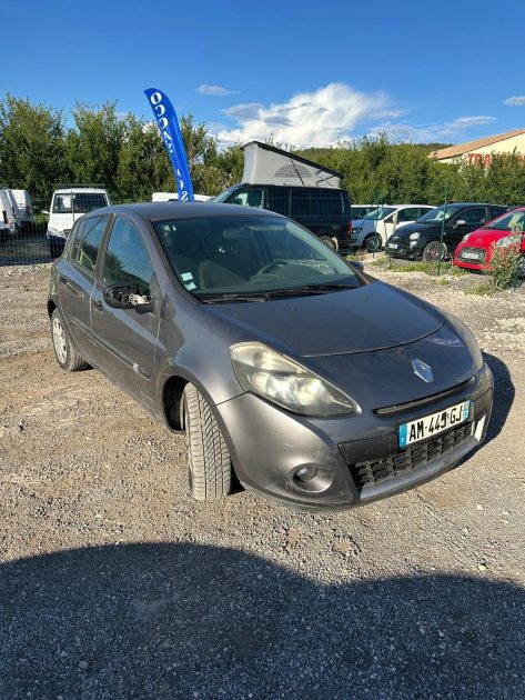 RENAULT CLIO III 2010