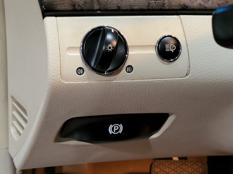 MERCEDES CLASSE E 350 V6 272cv Avantgarde 4Matic BVA