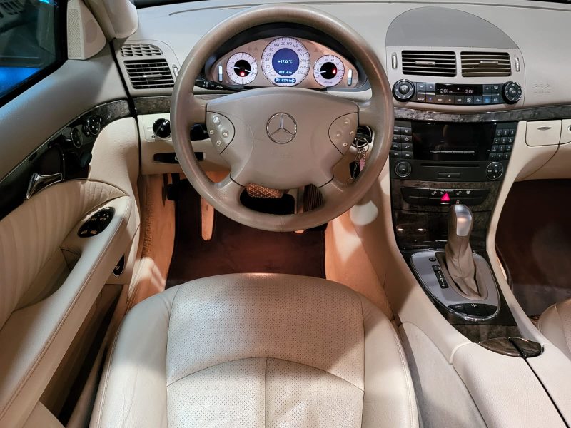 MERCEDES CLASSE E 350 V6 272cv Avantgarde 4Matic BVA