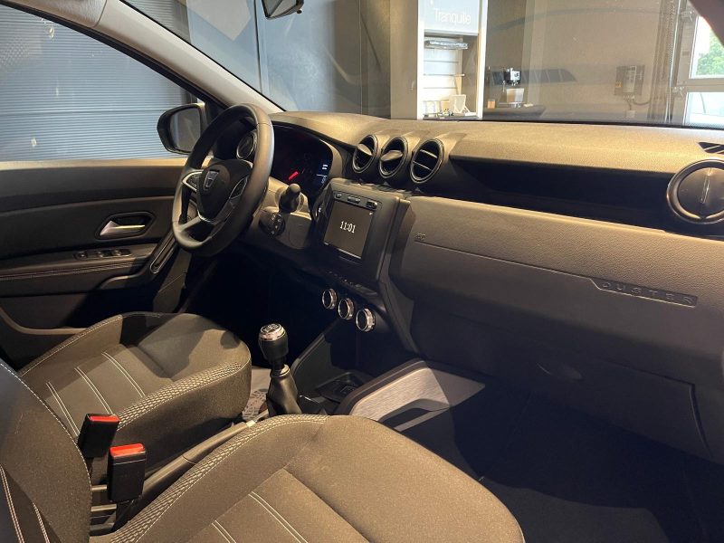 DUSTER Finition:1.5 dCi 115 PRESTIGE 4X2 / CAMERA 360 / CARTE MAIN LIBRE