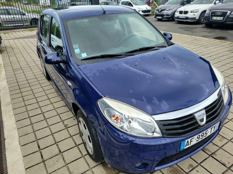 DACIA SANDERO  1.4 MPI 75 GPL ECO 2 LAUREATE 2009