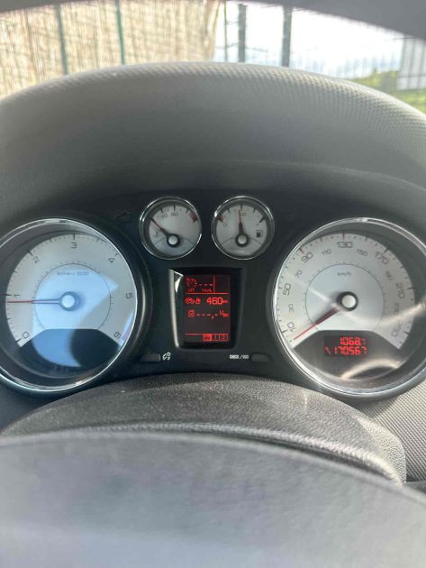PEUGEOT 308  1.6 HDI 110 