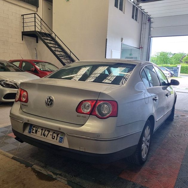 VOLKSWAGEN PASSAT 2006