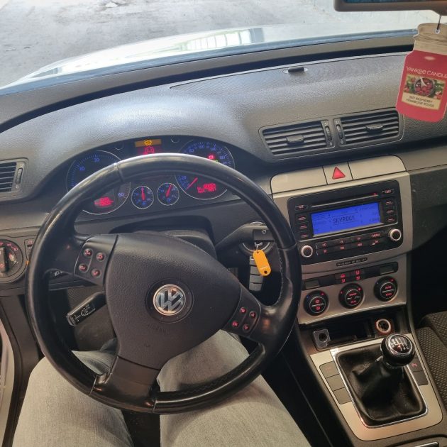 VOLKSWAGEN PASSAT 2006