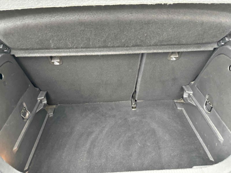 OPEL CORSA E 2016