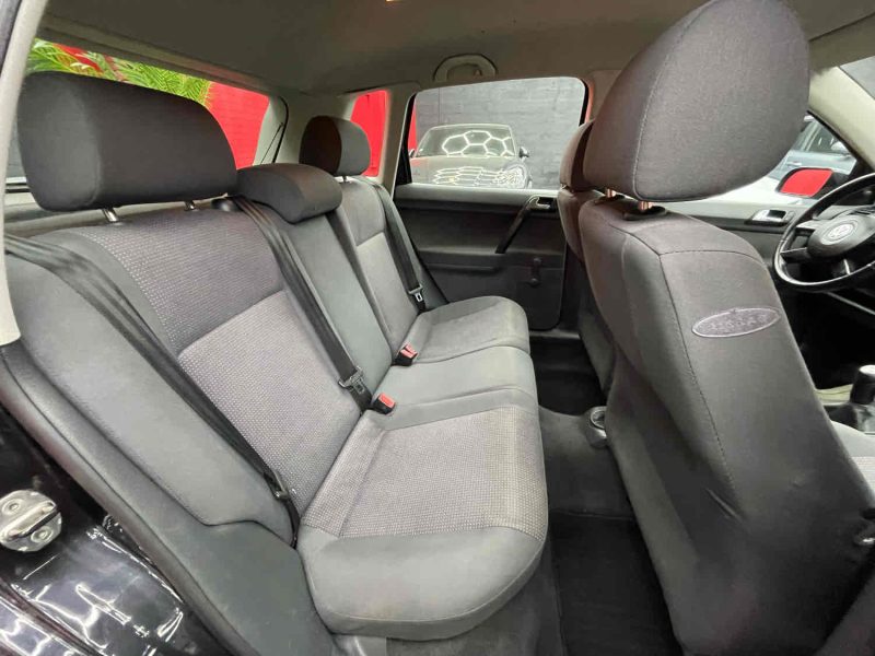 VOLKSWAGEN POLO 2004