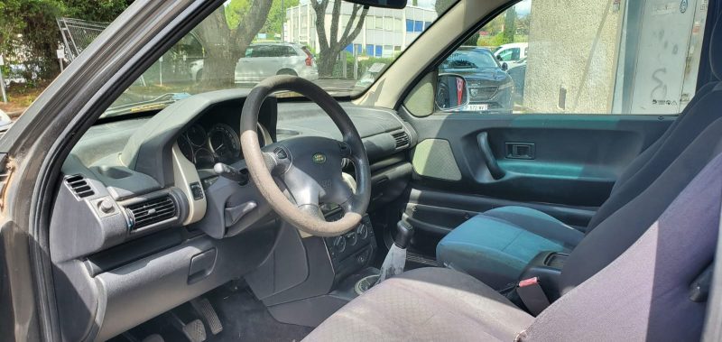 Land-rover FREELANDER 2.0l TD4 112ch, *Hard-top*, *Toit ouvrant*, *Attelage*